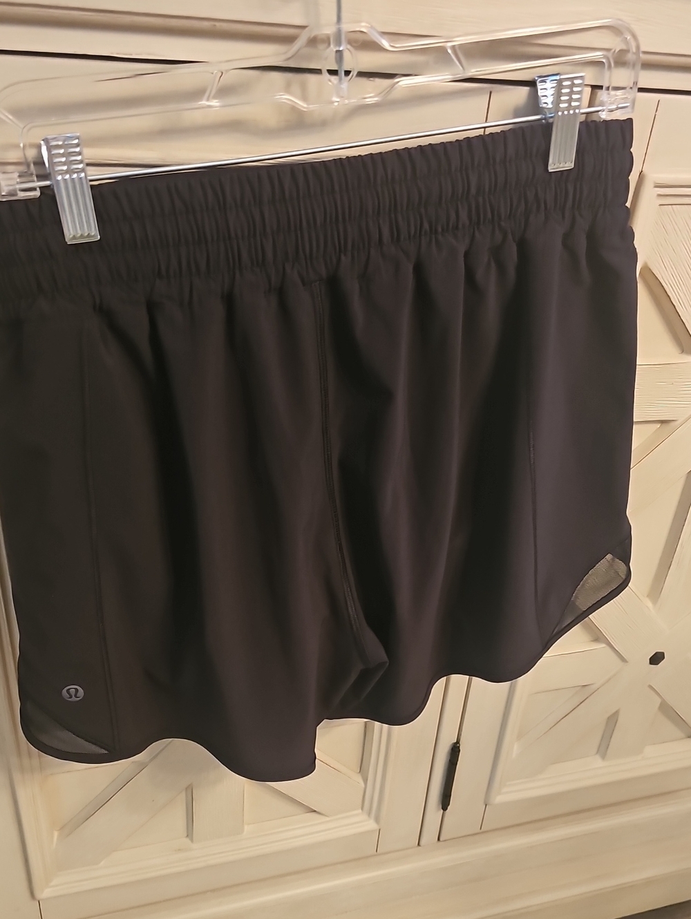 lululemon athletica Black Women's Hotty Hot Athletic Shorts